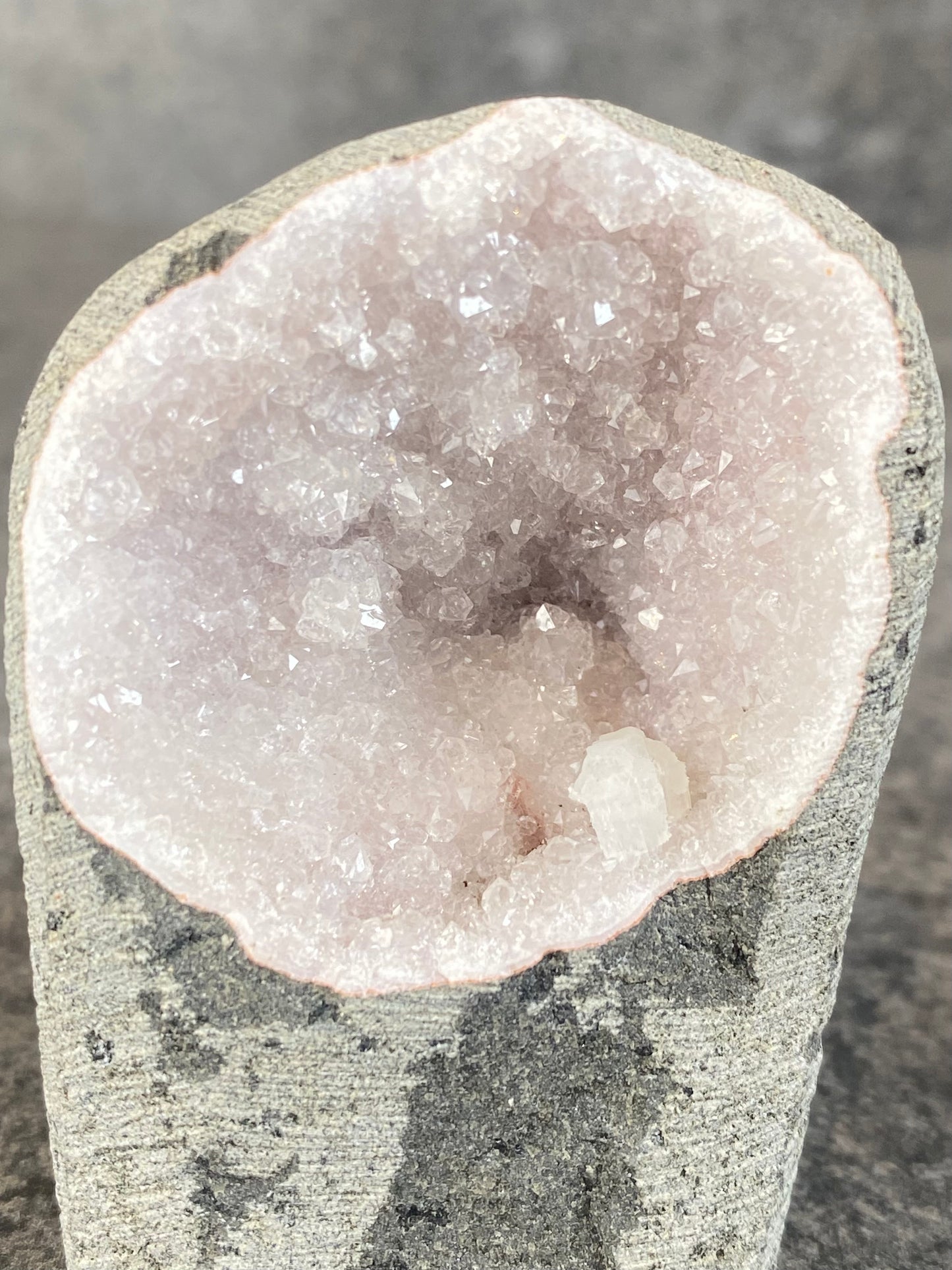 Kwarts/chalcedoon geode