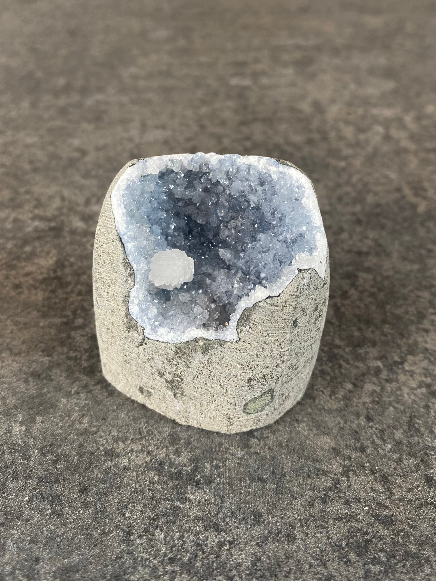 Kwarts/chalcedoon geode