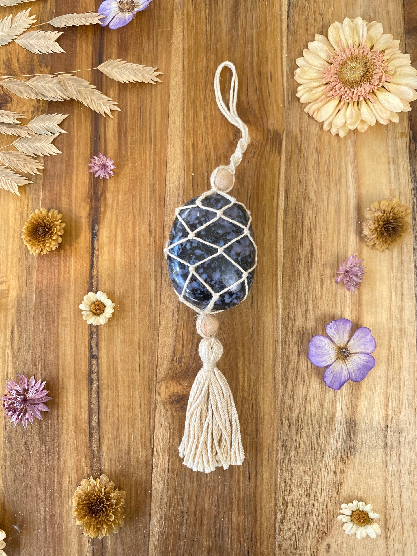 Hanger met mystic merliniet