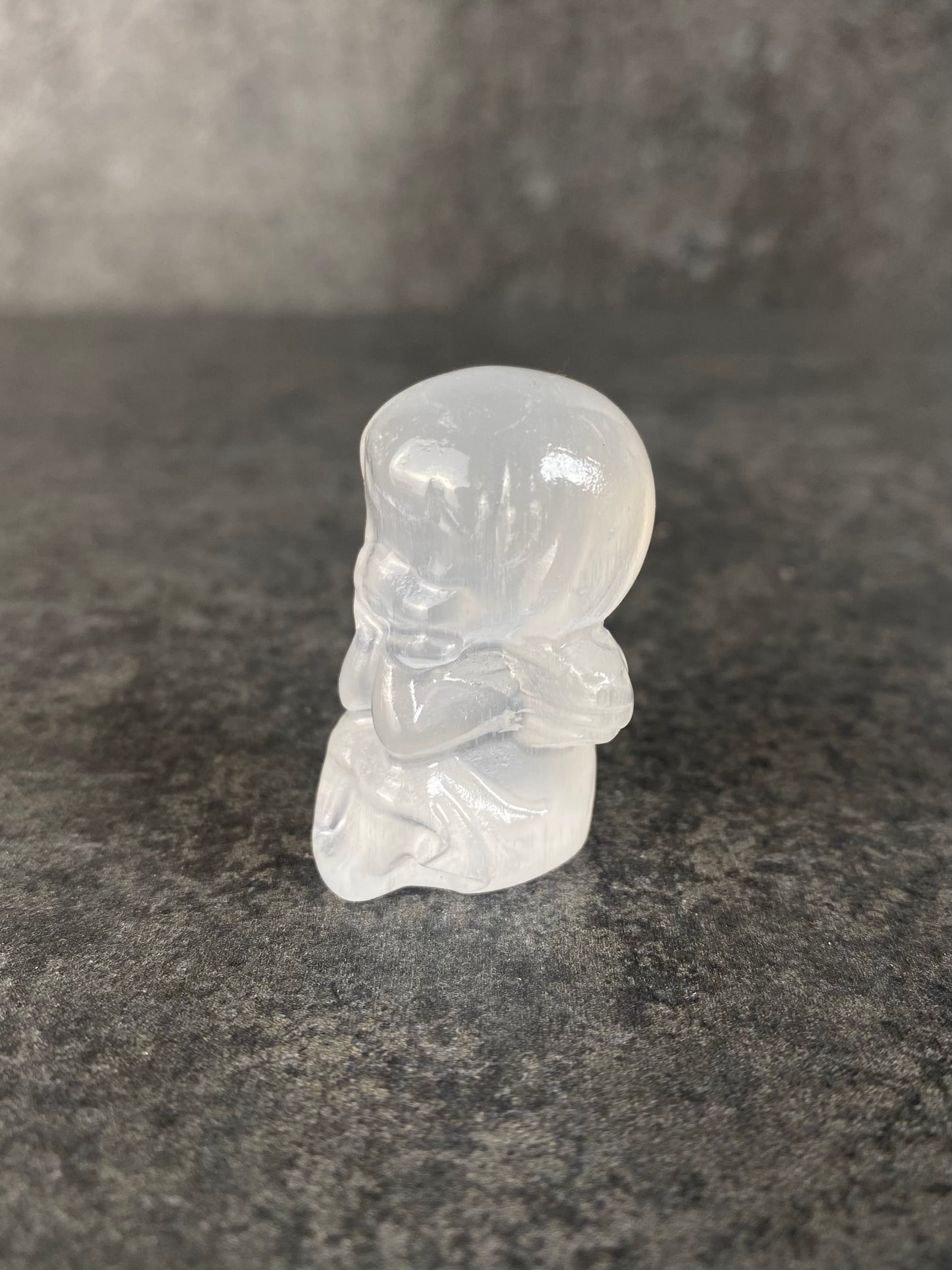 Seleniet carving