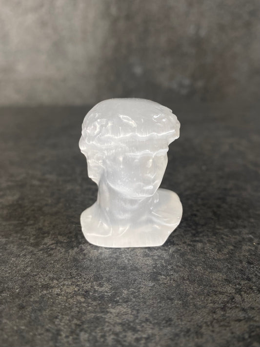 Seleniet carving