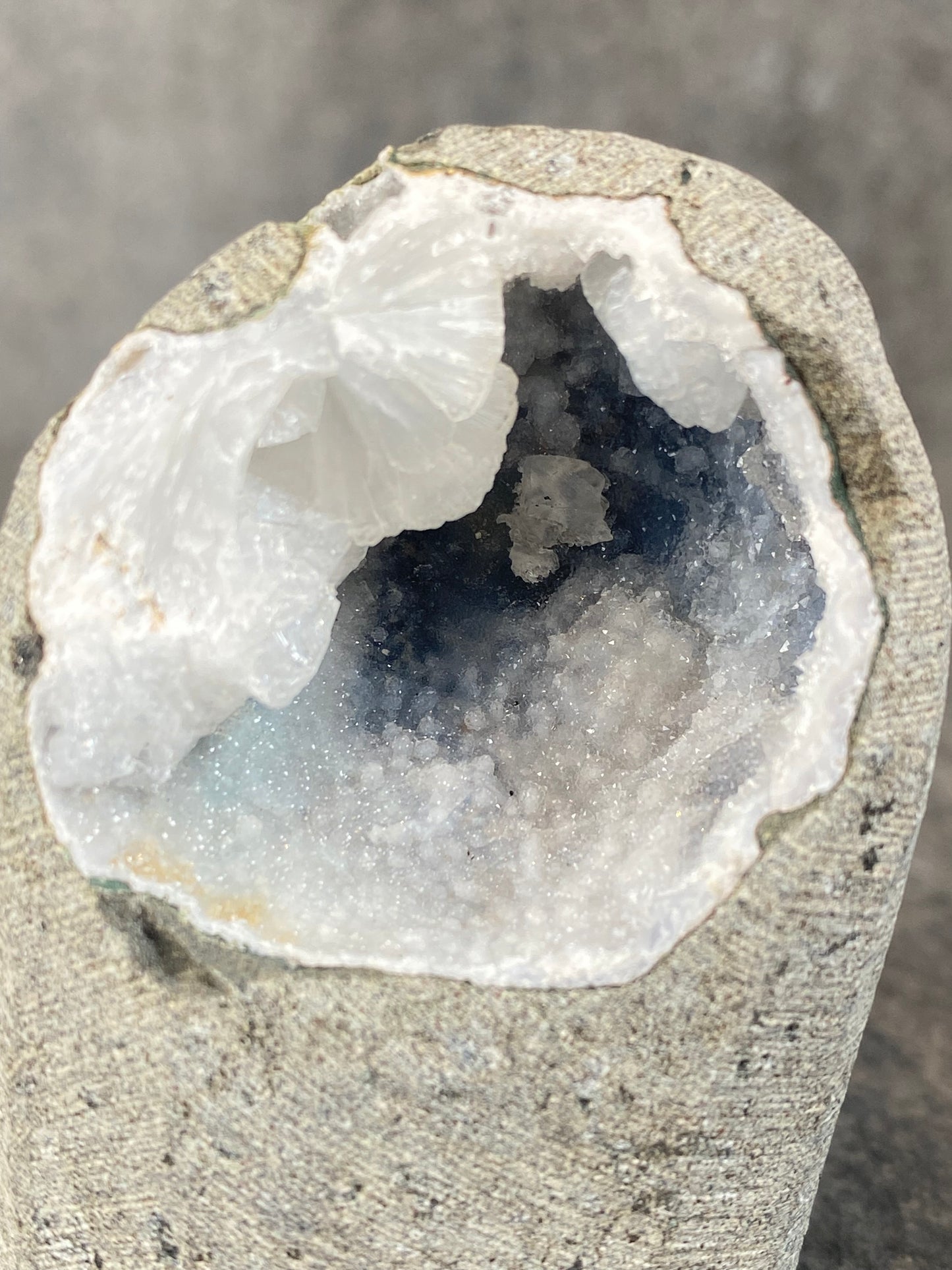 Kwarts/chalcedoon geode