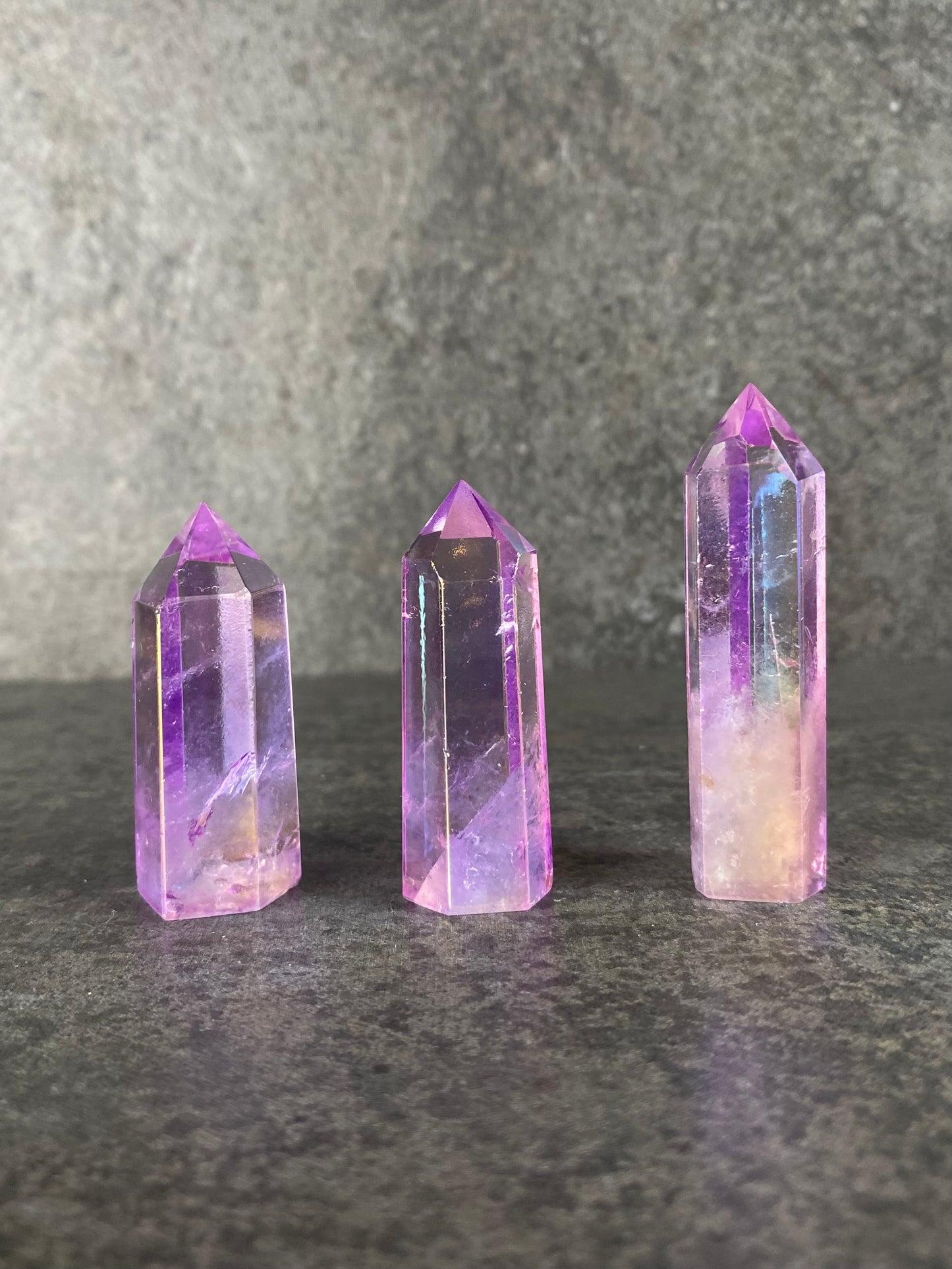 Aura coated bergkristal torens