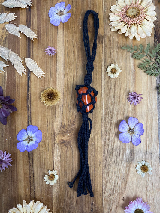 Rode jaspis auto hanger