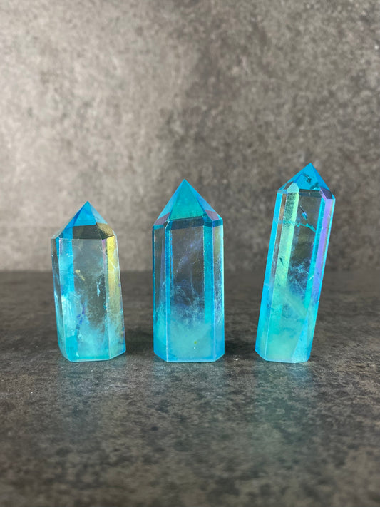 Aura coated bergkristal torens