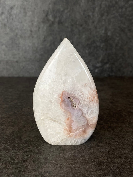 Roze chalcedoon vlam