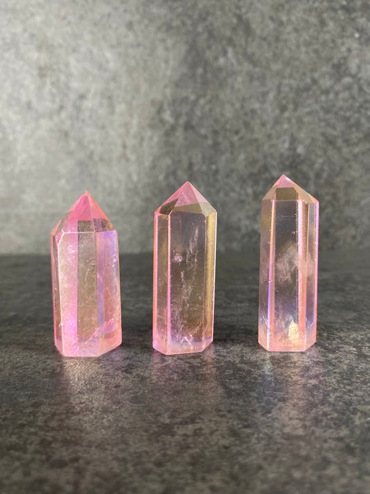 Aura coated bergkristal torens