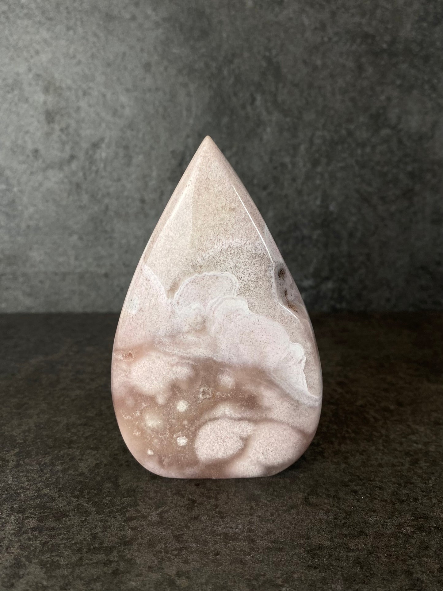 Roze chalcedoon vlam