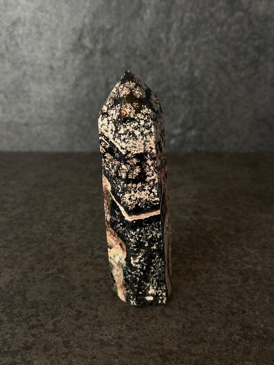 Firework obsidian toren