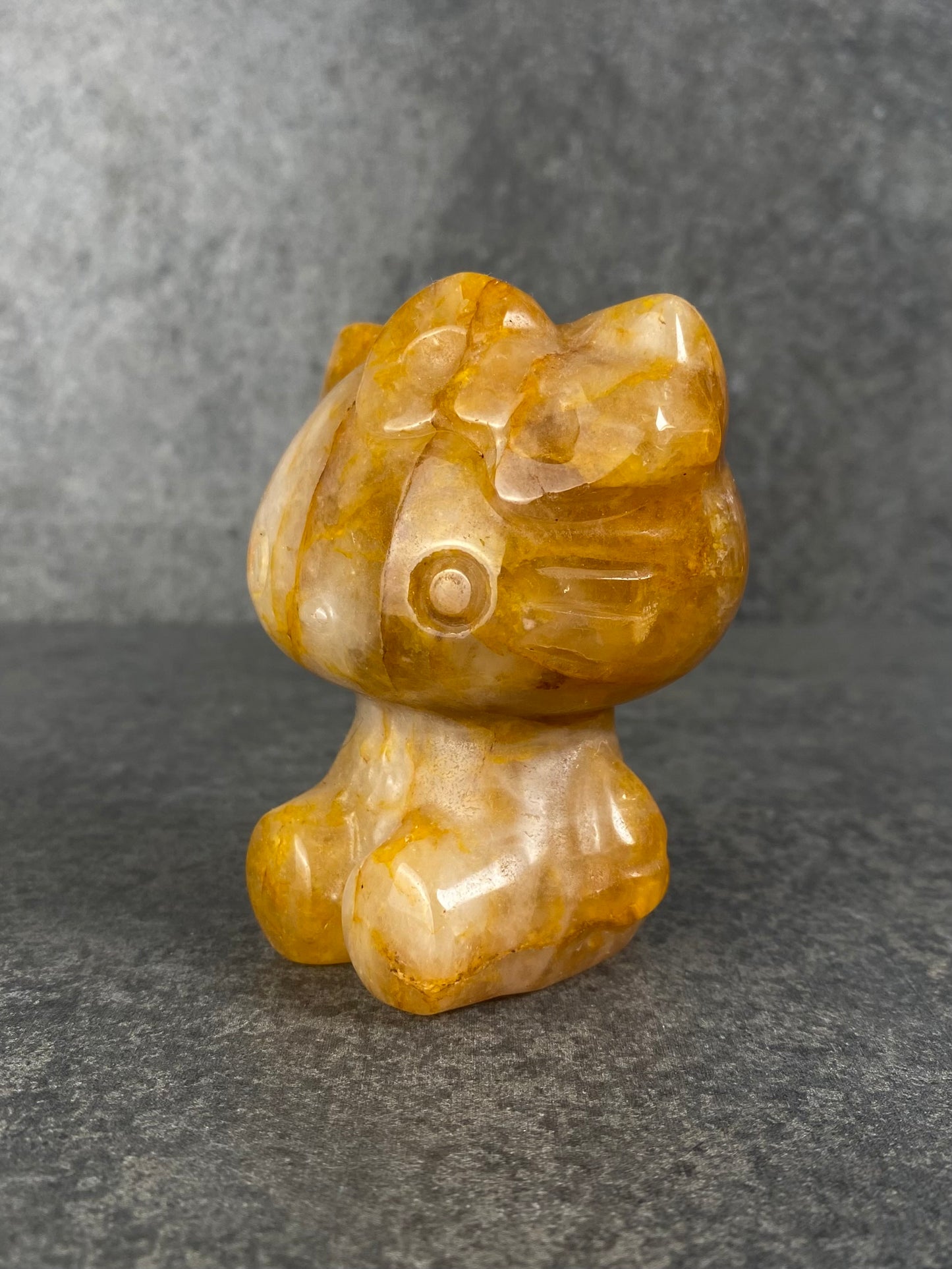 Golden healer Hello Kitty