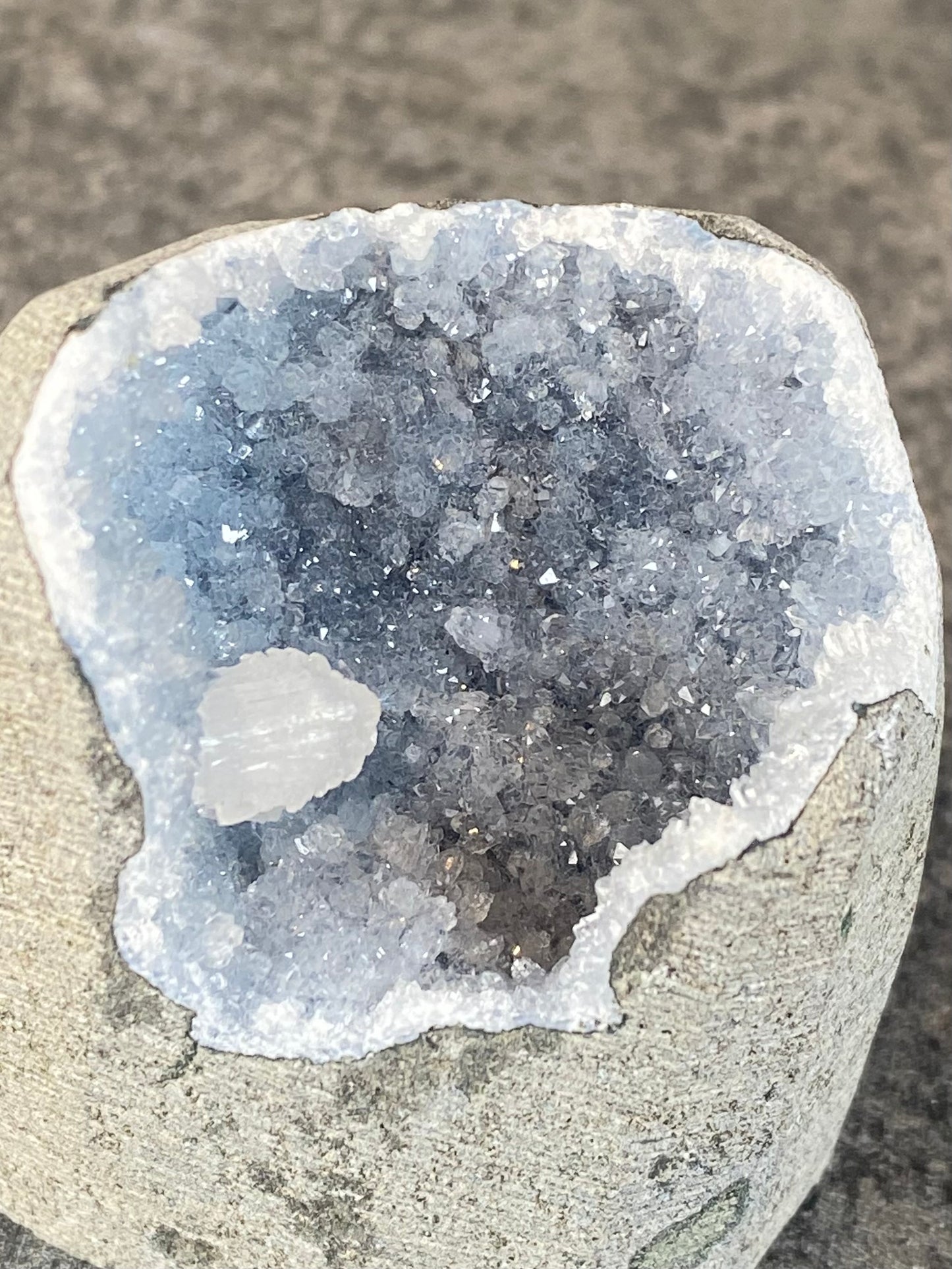 Kwarts/chalcedoon geode