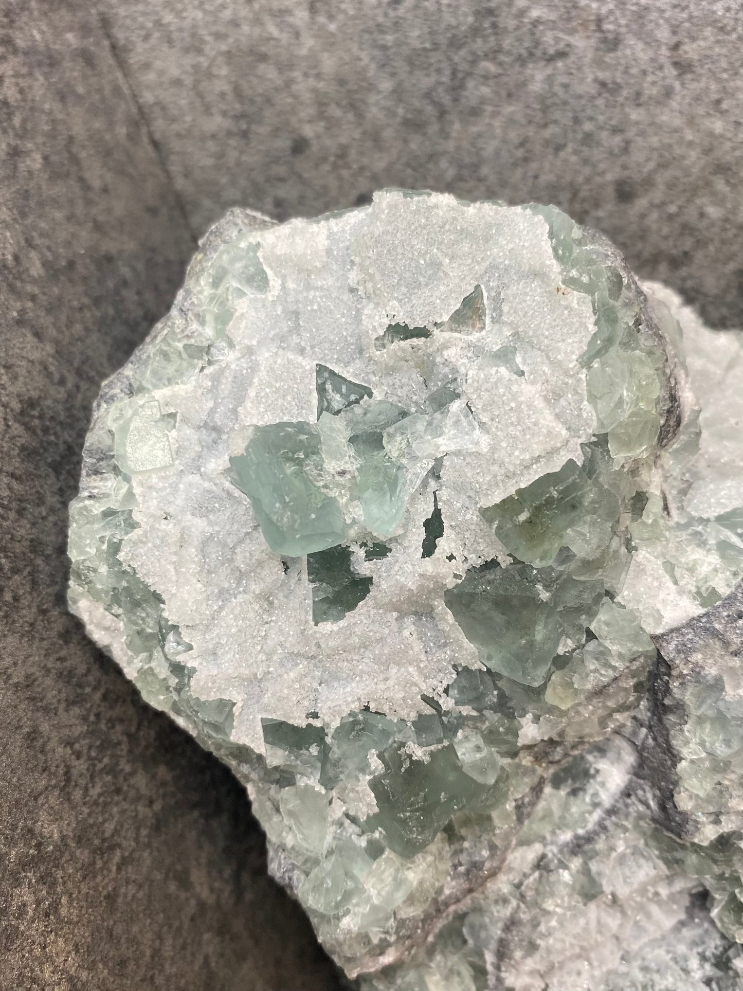 Sugar fluorite