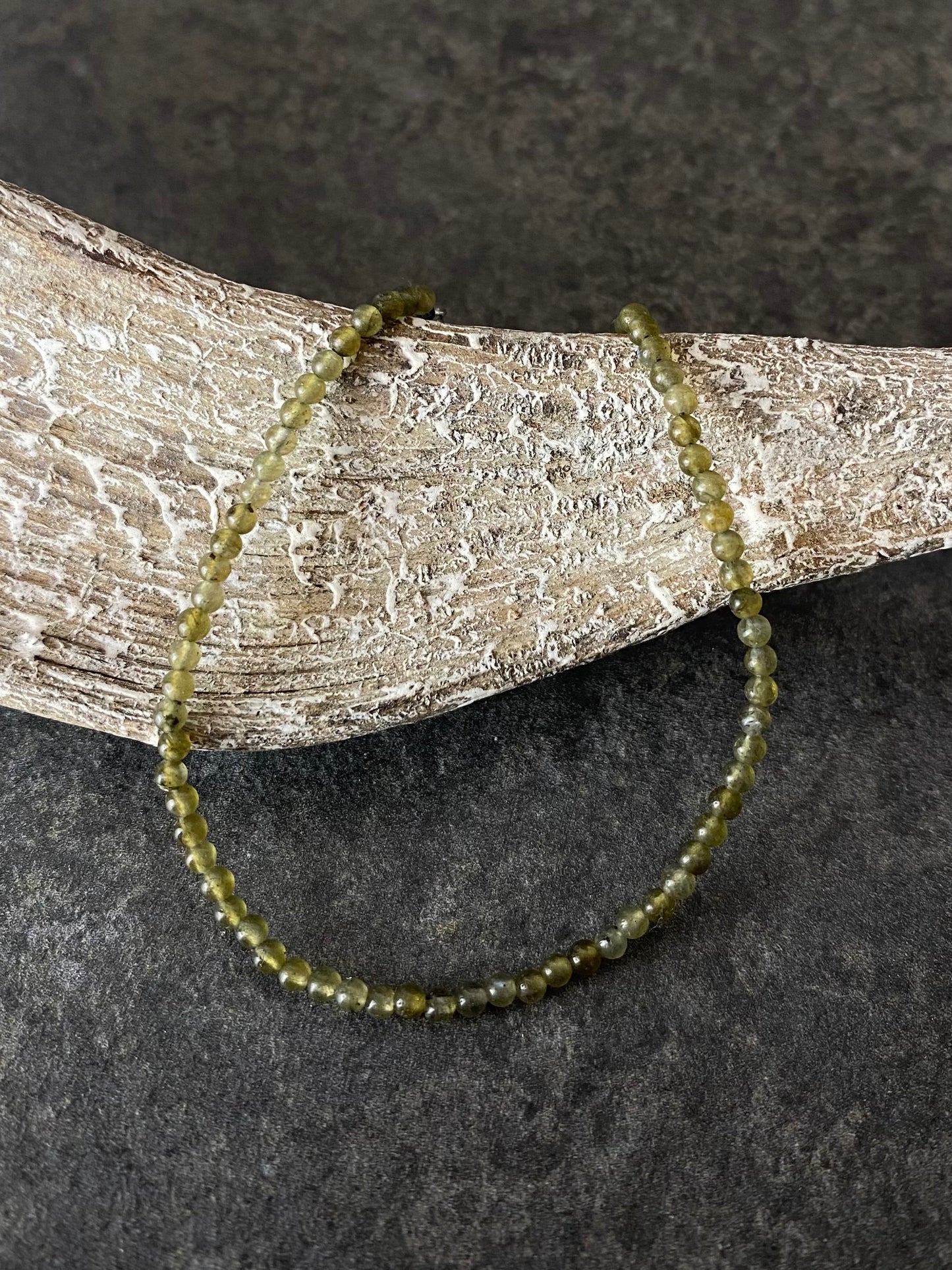 Labradoriet armbandje