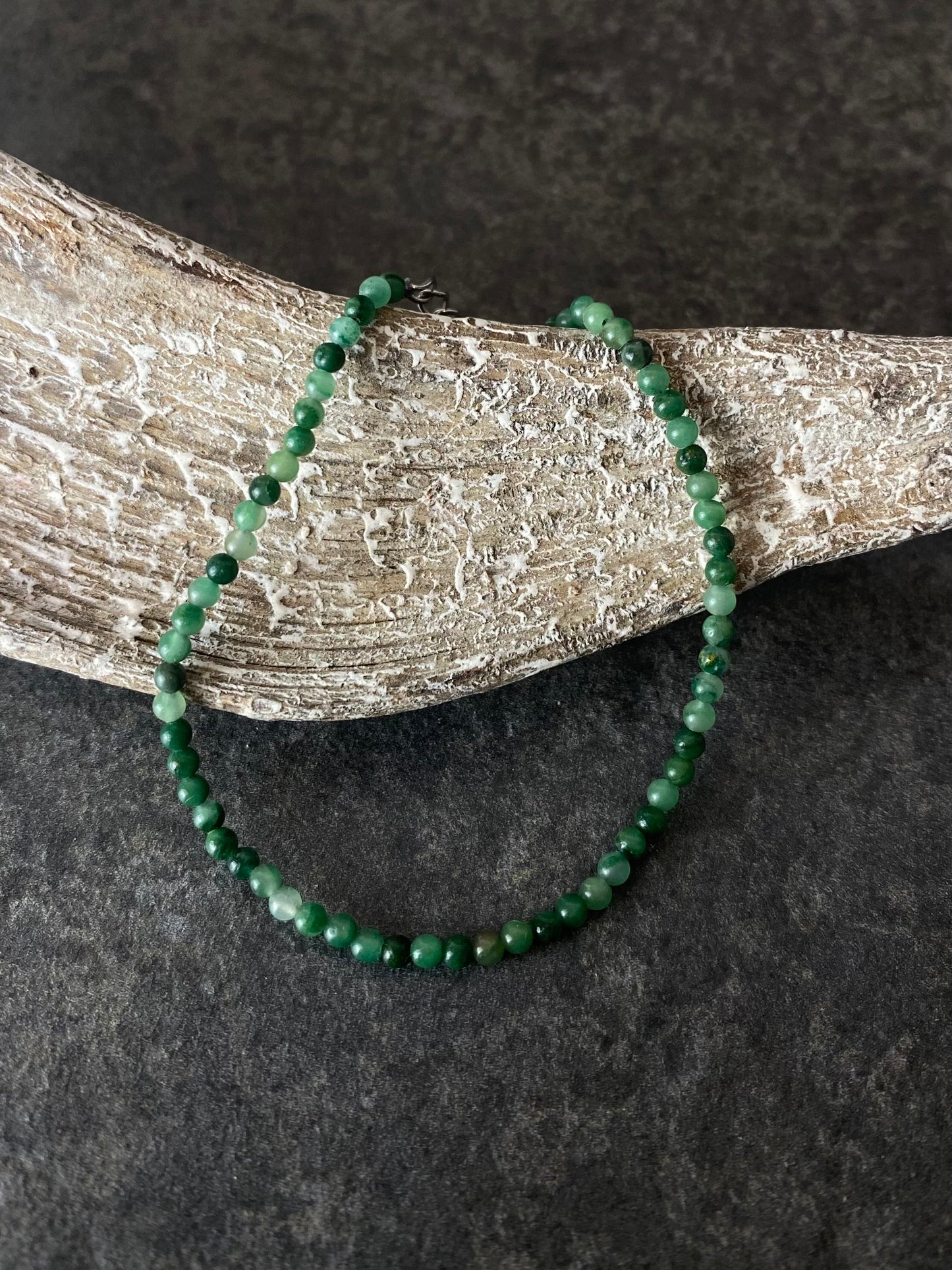 Armbandje van Jade