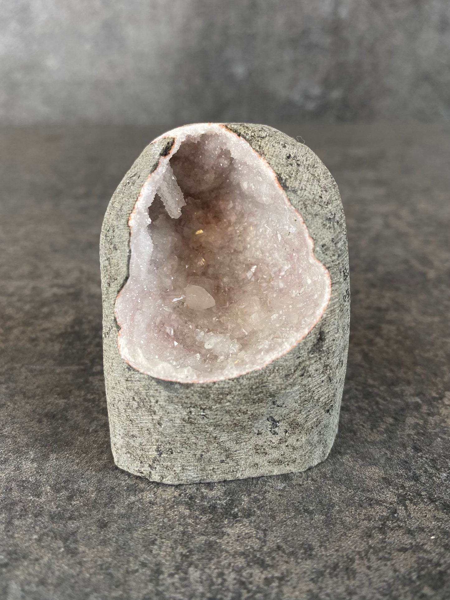 Kwarts/chalcedoon geode